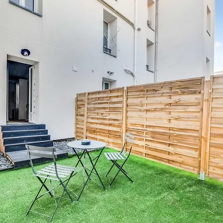 2p With Patio Near Paris Appartement *