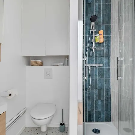 2p With Patio Near Paris Apartment *