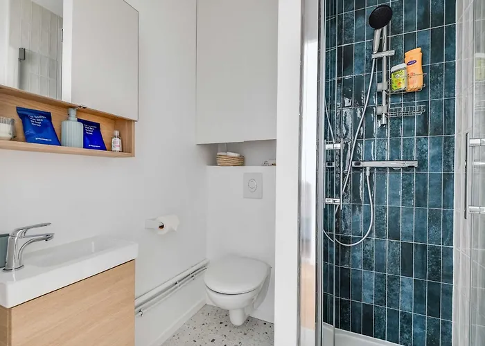 2p With Patio Near Paris Apartman *